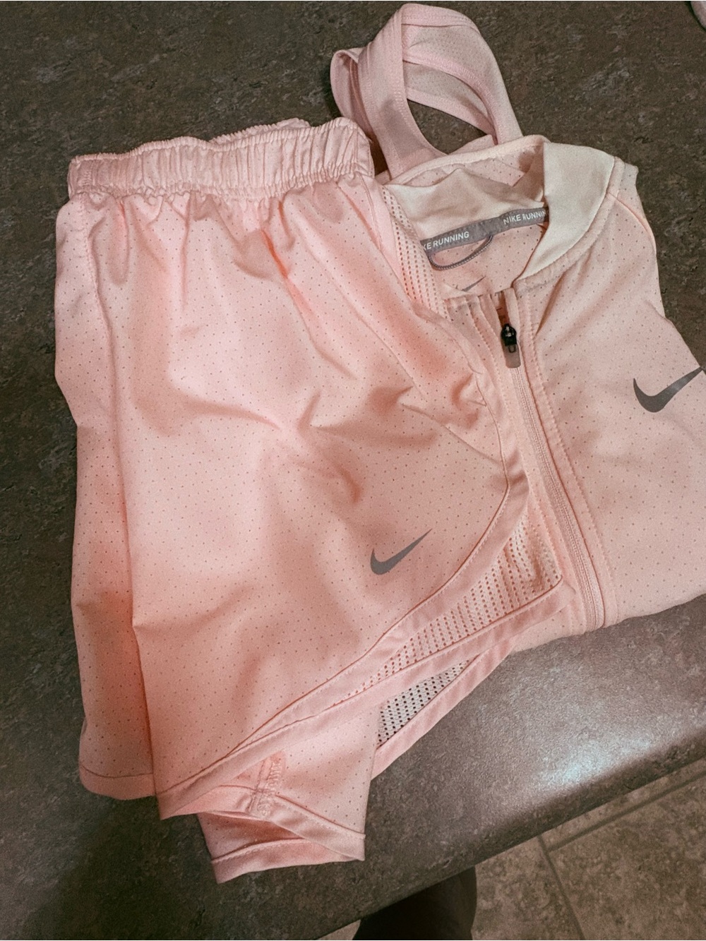 Nike Peach Perforated Dri-FIT Sports Tank, Shorts, Jacket & Cap New w/o tags